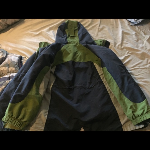 Kids LL Bean 3 in 1 Ski Jacket Size 10-12 - Picture 6 of 7